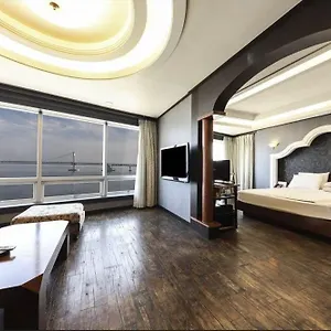 ** Hotel Bridge Corea del Sur